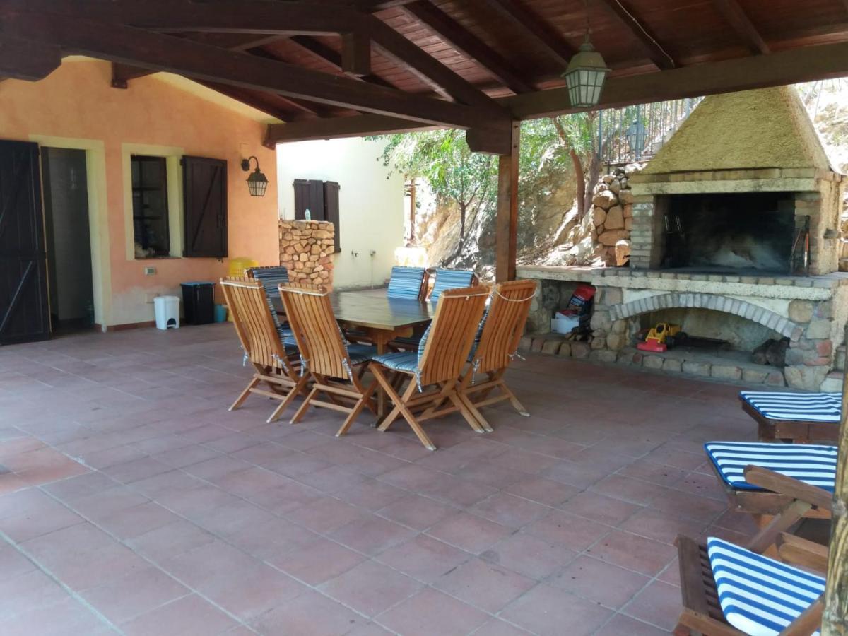 Villa Rubia Villasimius Buitenkant foto